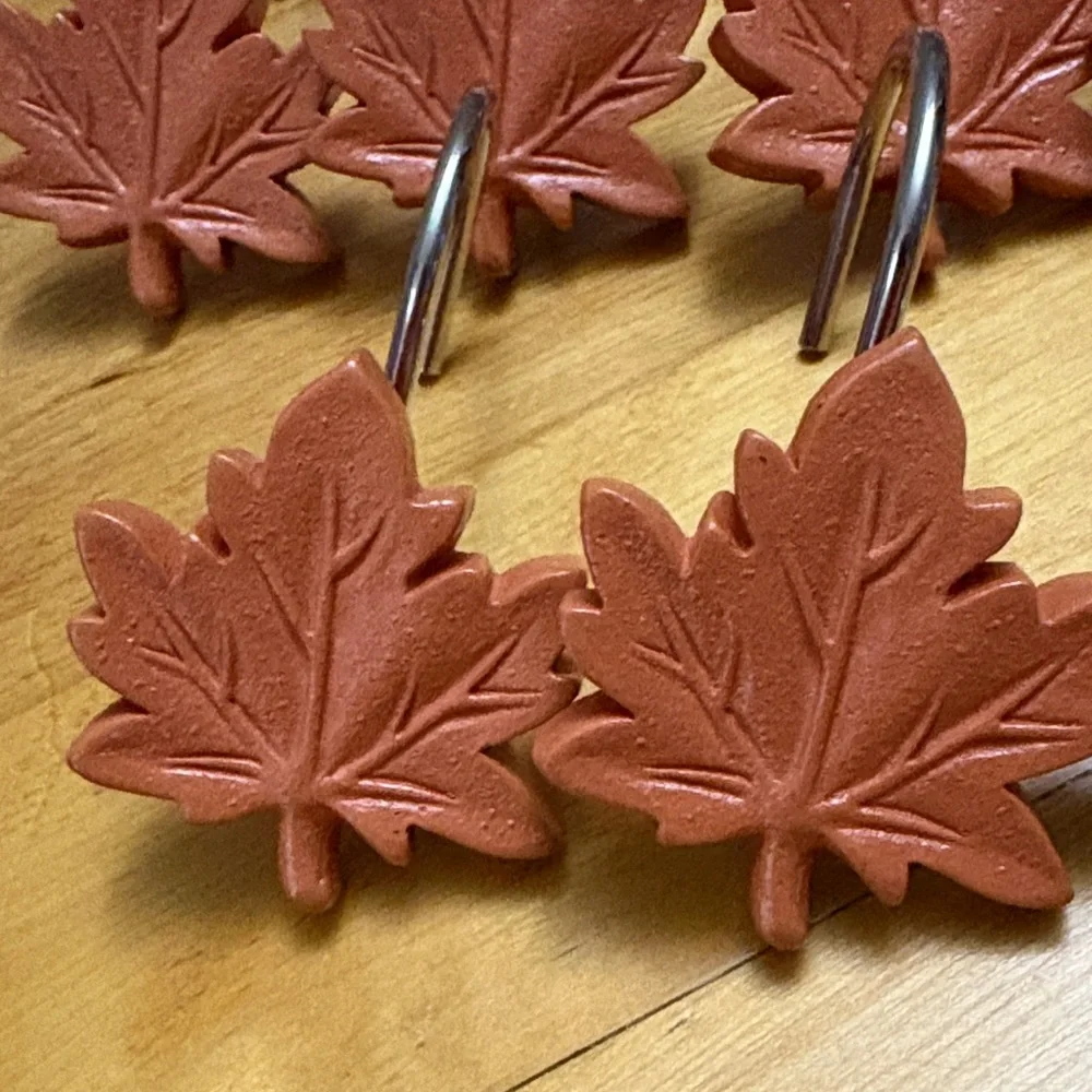 Maple Leaf Shower Curtain Hooks Set of 12 Resin Burnt Orange/Brown EUC
